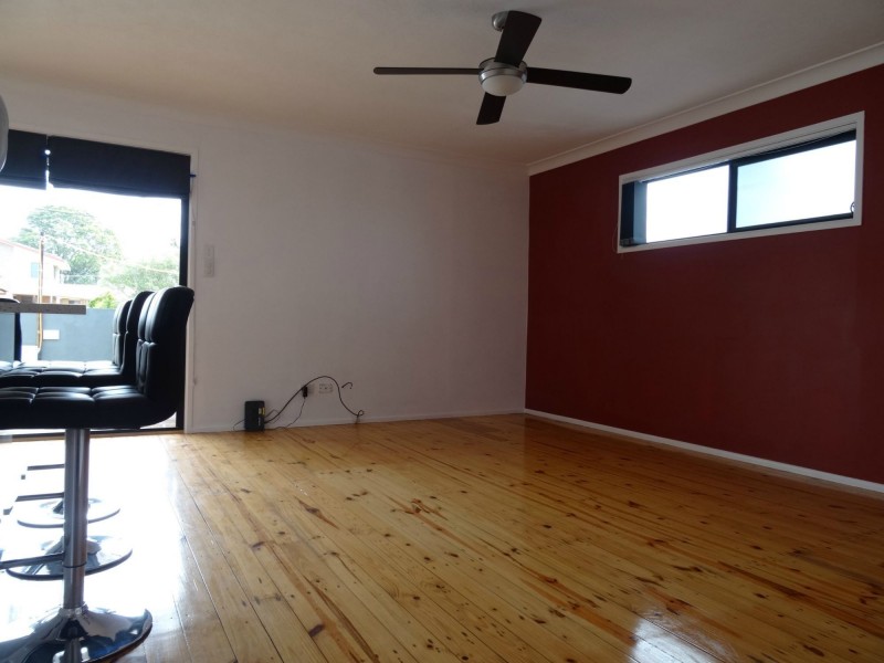 1/21 Clinton Avenue, Burleigh Waters QLD 4220