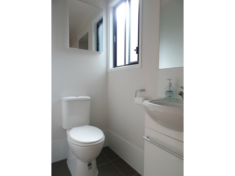 1/21 Clinton Avenue, Burleigh Waters QLD 4220