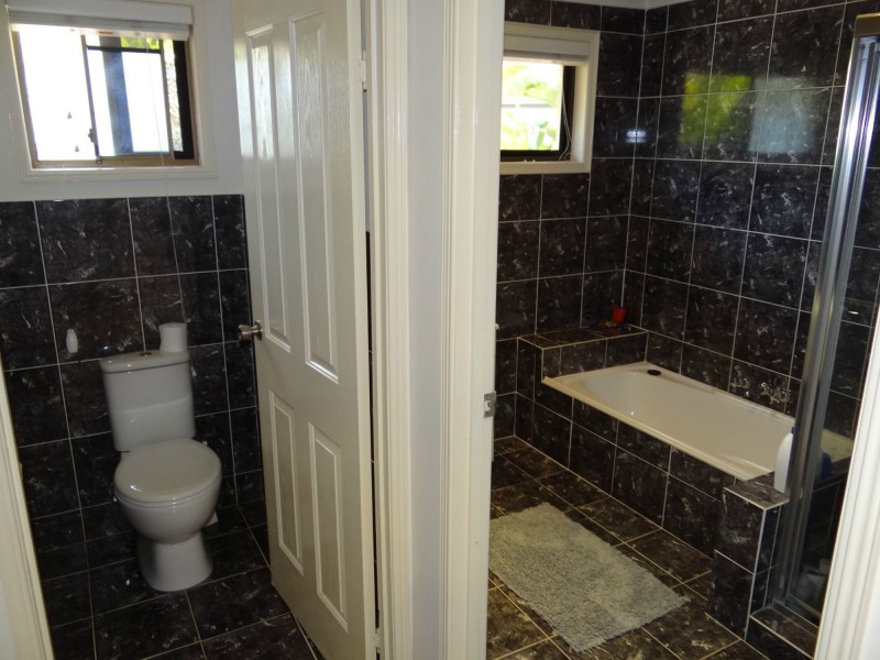 6 Condor Court, Burleigh Waters QLD 4220