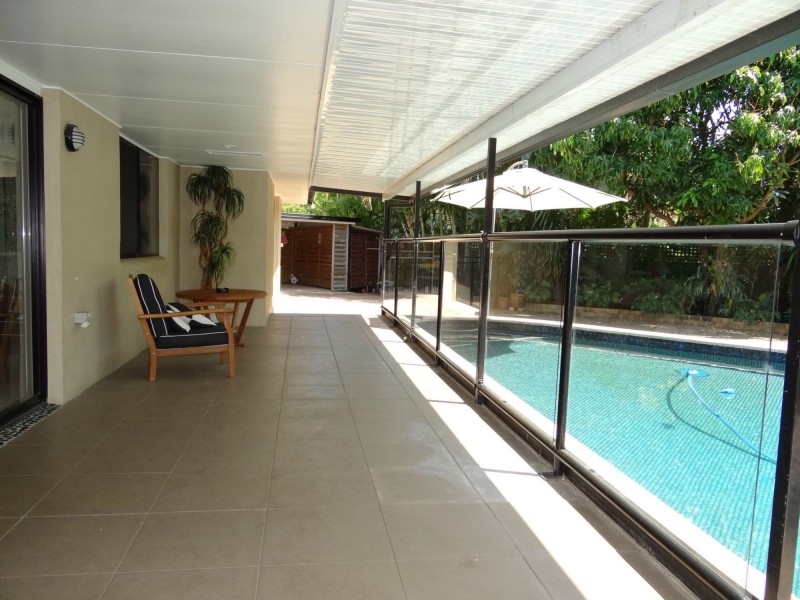 6 Condor Court, Burleigh Waters QLD 4220