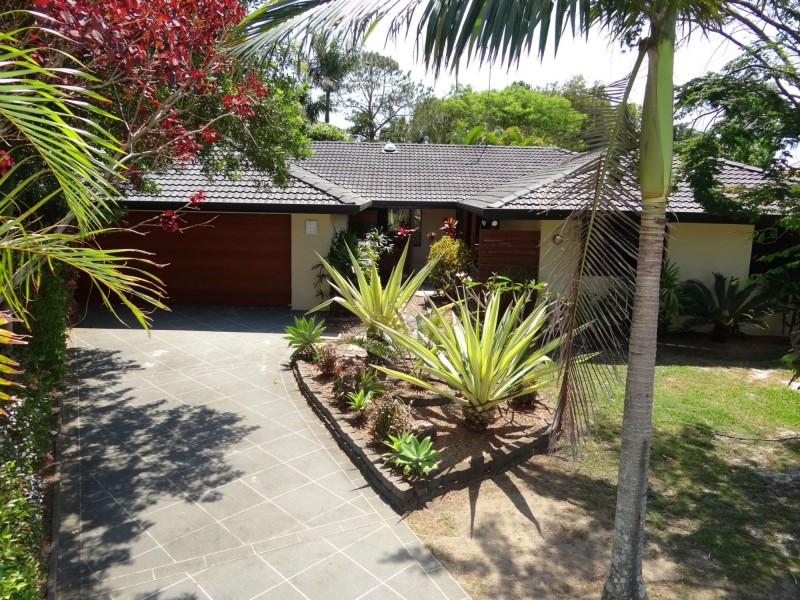 6 Condor Court, Burleigh Waters QLD 4220