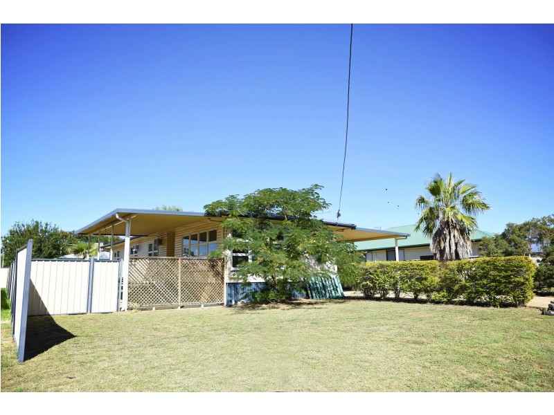 13 Boonery Street, Blackwater QLD 4717