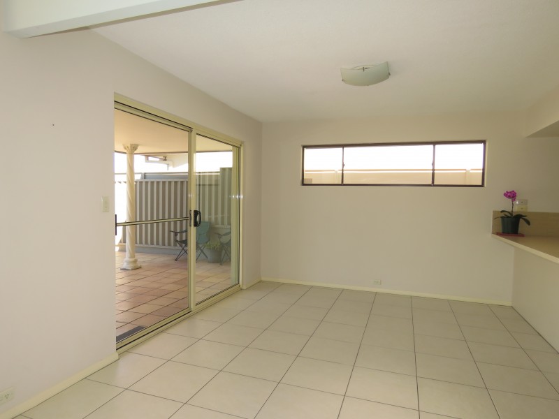 81 Gibraltar Dr, Isle Of Capri QLD 4217