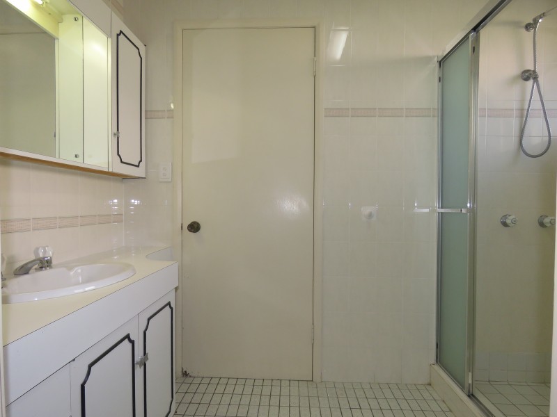 81 Gibraltar Dr, Isle Of Capri QLD 4217
