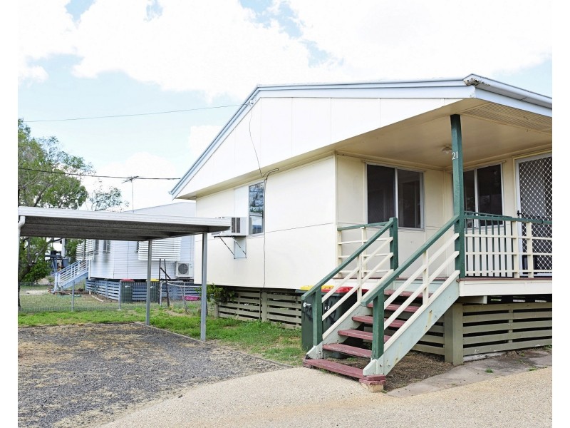 1/21 Gidyea St, Blackwater QLD 4717