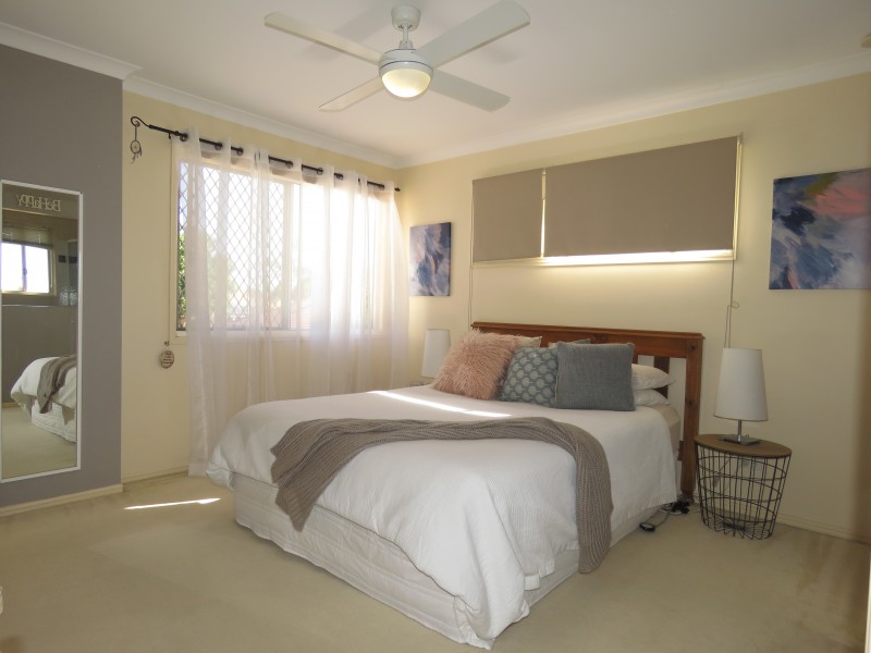 37 Lindfield St, Parkinson QLD 4115