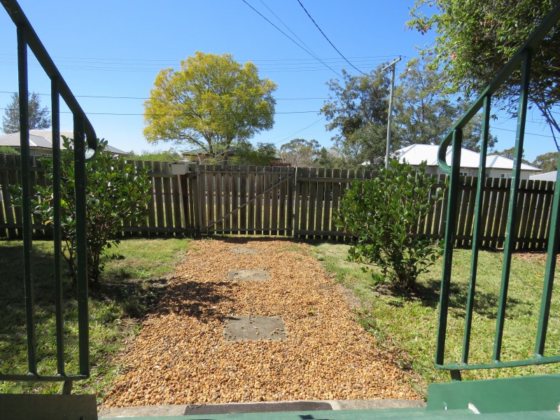 10 Nathan St, East Ipswich QLD 4305