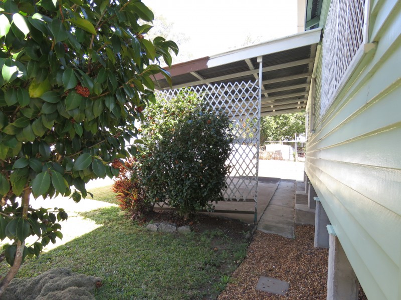 10 Nathan St, East Ipswich QLD 4305