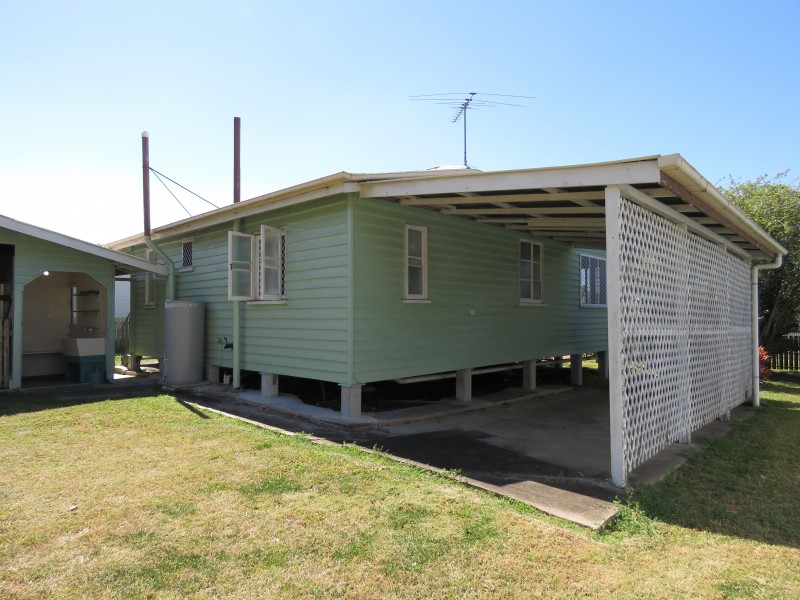 10 Nathan St, East Ipswich QLD 4305