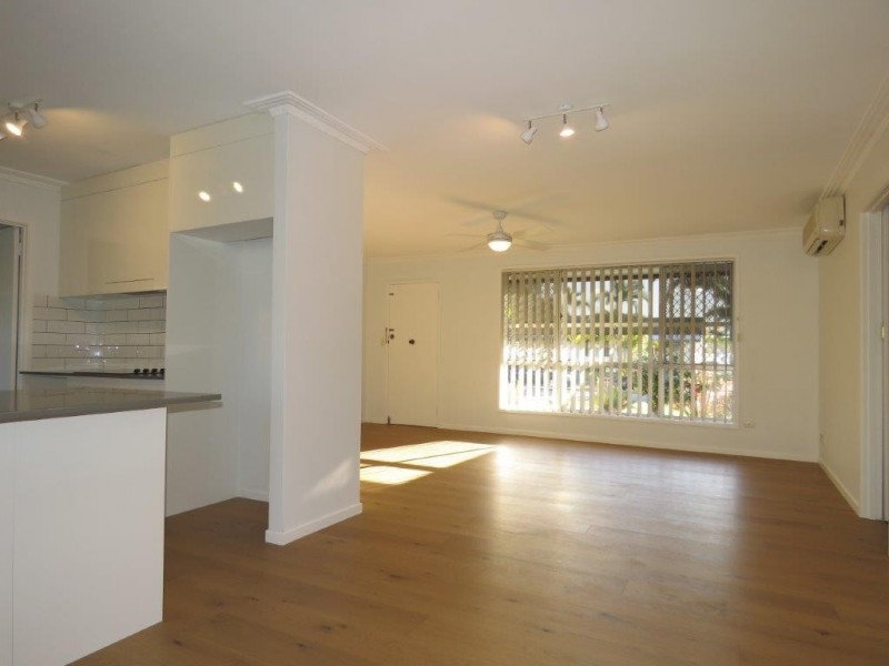18 Eagle Ave, Burleigh Waters QLD 4220