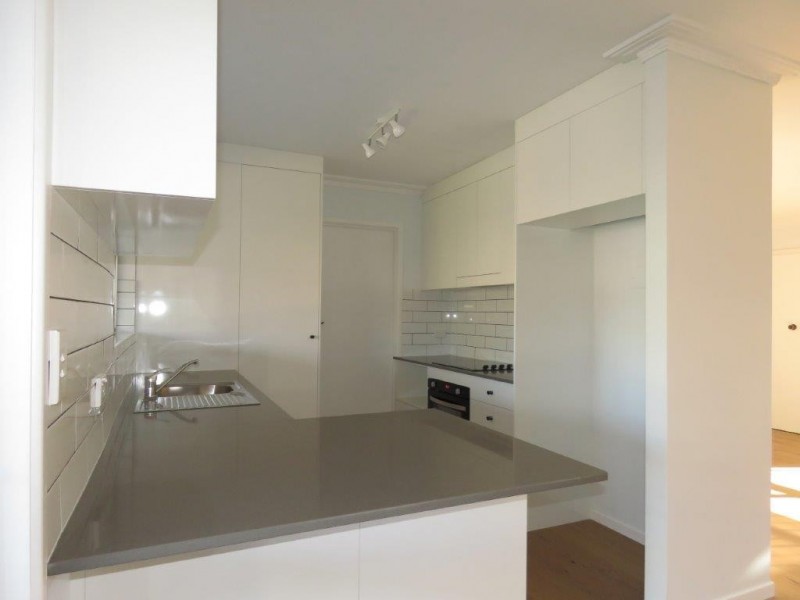 18 Eagle Ave, Burleigh Waters QLD 4220