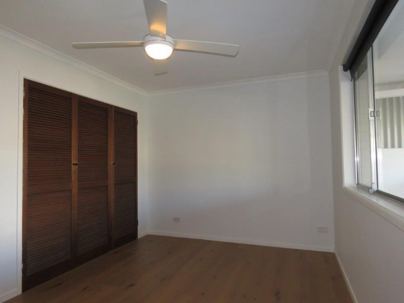 18 Eagle Ave, Burleigh Waters QLD 4220