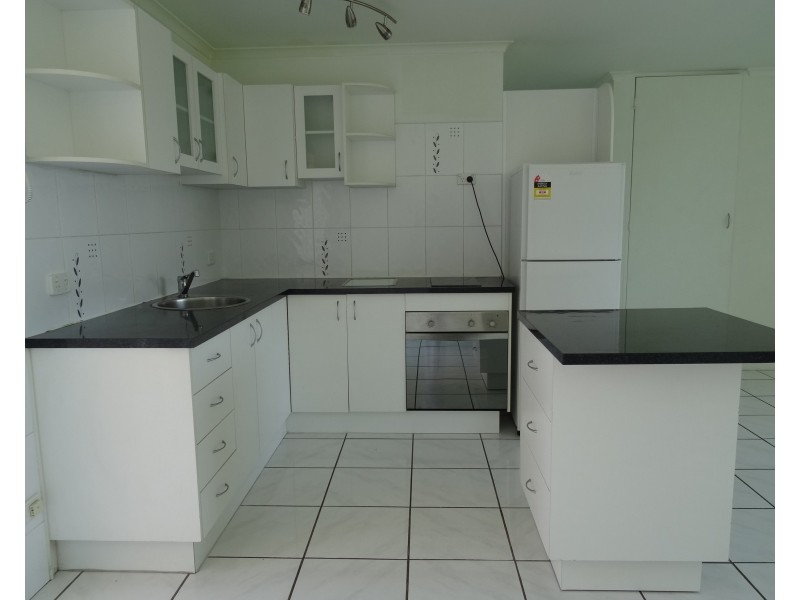 7/61 Frank St, Labrador QLD 4215