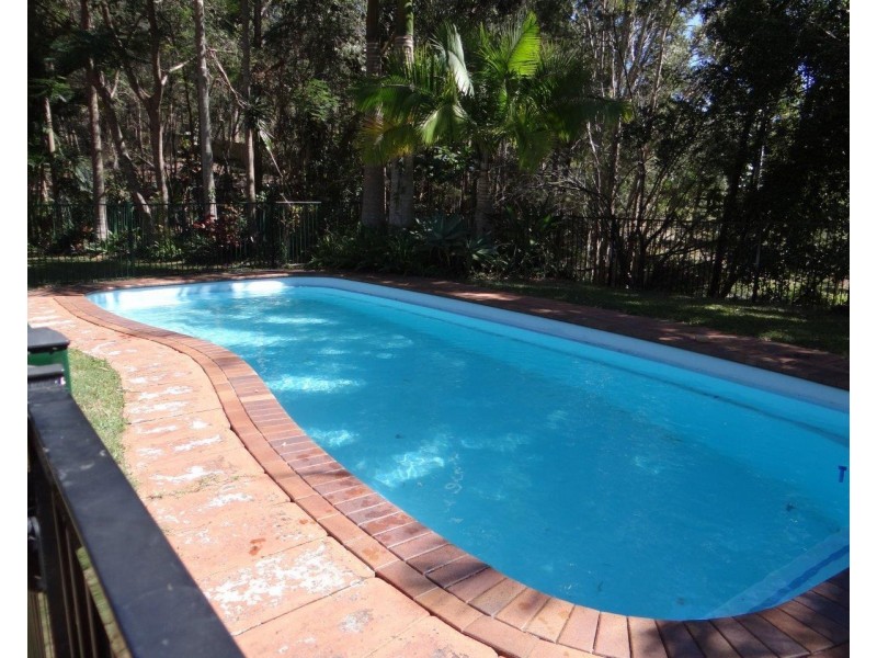 3 Dewberry Way, Gaven QLD 4211