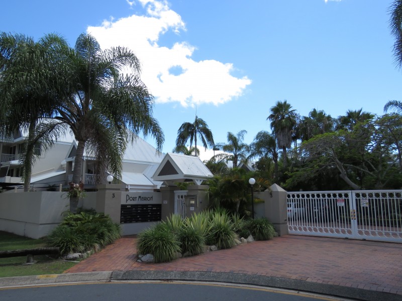 7/3 Marina Cres, Hollywell QLD 4216