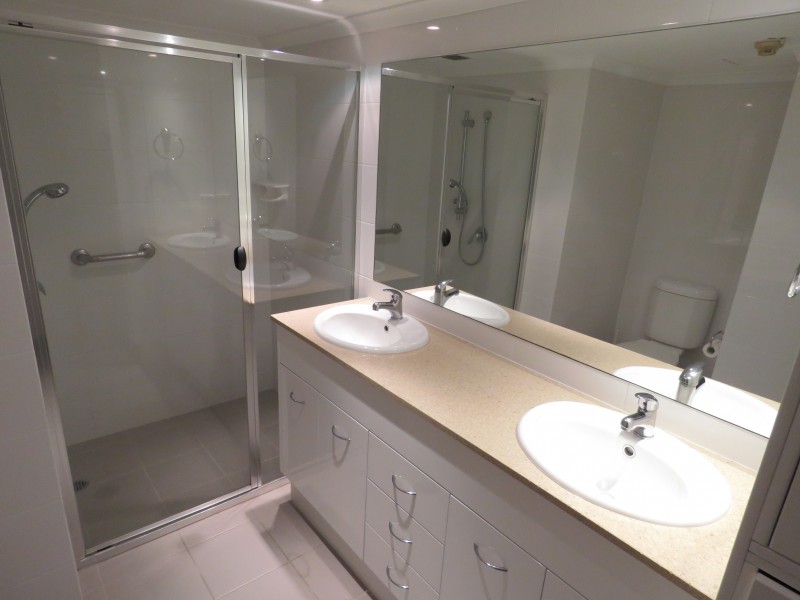 3b/969 Gold Coast Hwy, Palm Beach QLD 4221