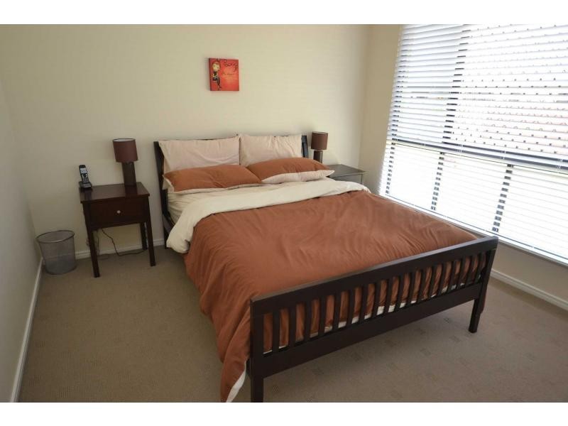 16 Kippin Close, Redlynch QLD 4870