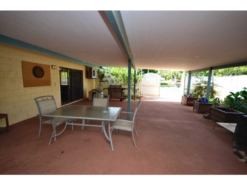6 Loridan Drive, Brinsmead QLD 4870