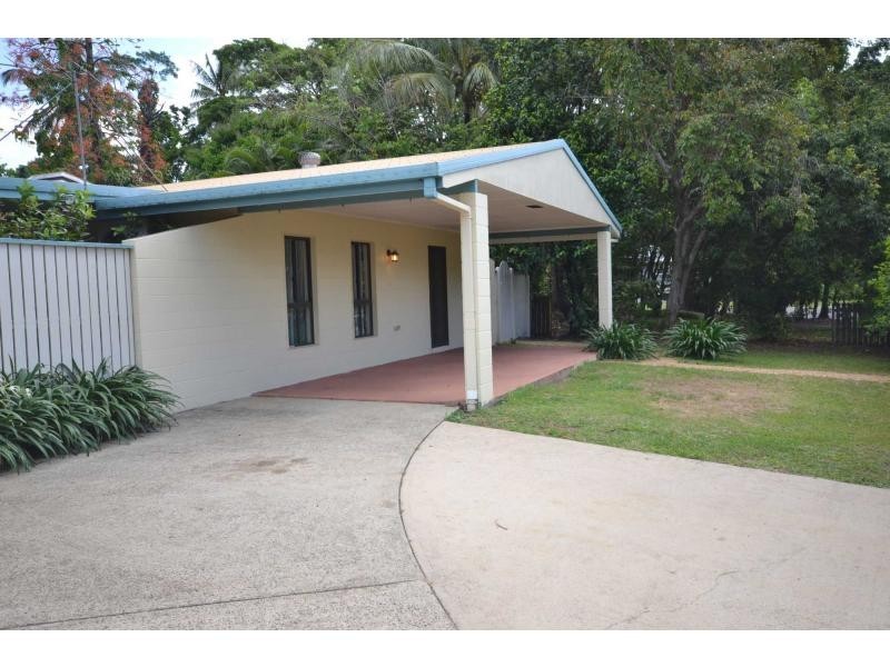 6 Loridan Drive, Brinsmead QLD 4870