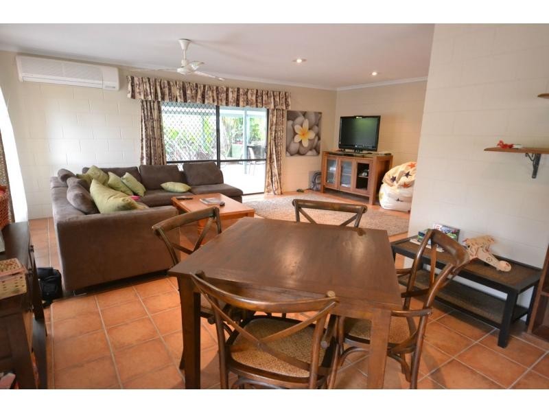 6 Loridan Drive, Brinsmead QLD 4870