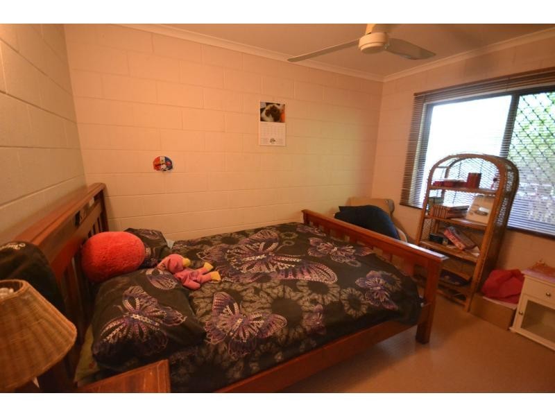 6 Loridan Drive, Brinsmead QLD 4870