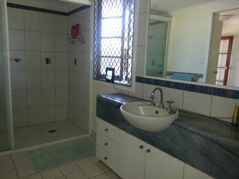 3 Rebecca Jane Parade, Kurrimine Beach QLD 4871