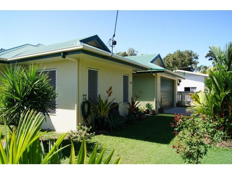 Kurrimine Beach QLD 4871