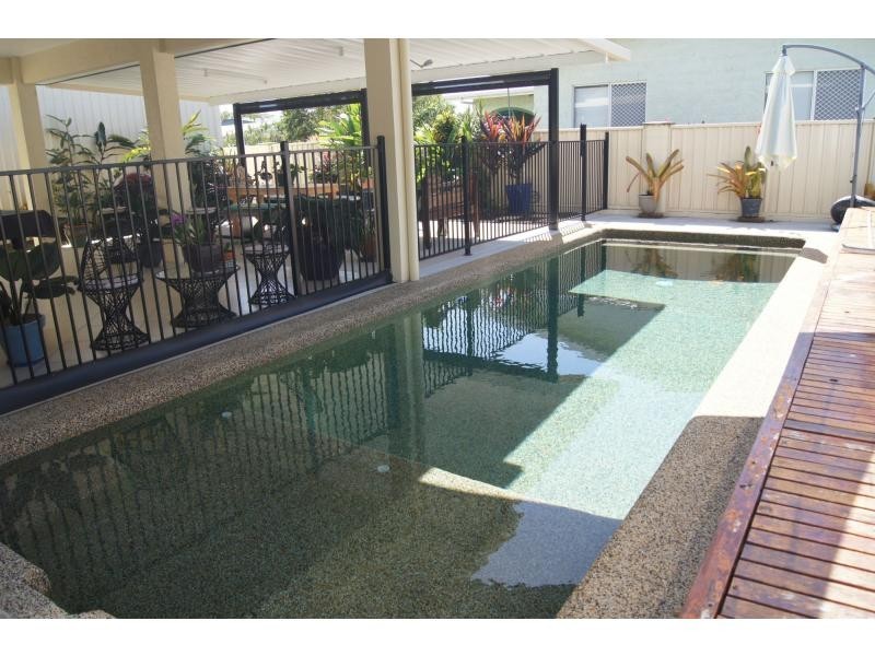 Kurrimine Beach QLD 4871