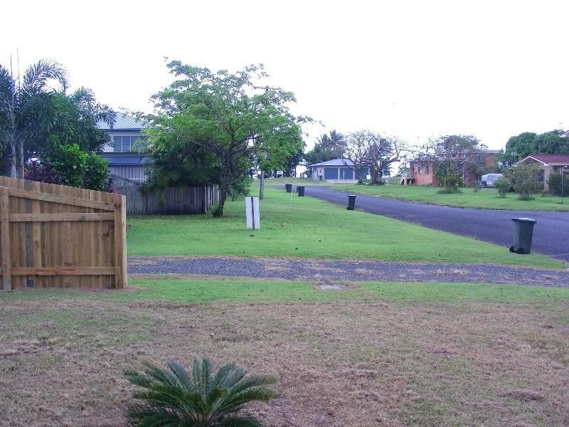 10 Sydney Smith Street, KURRIMINE BEACH, Kurrimine Beach QLD 4871