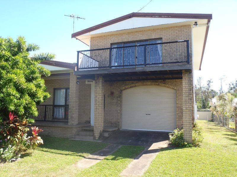 14 Hargreave Street, Kurrimine Beach QLD 4871