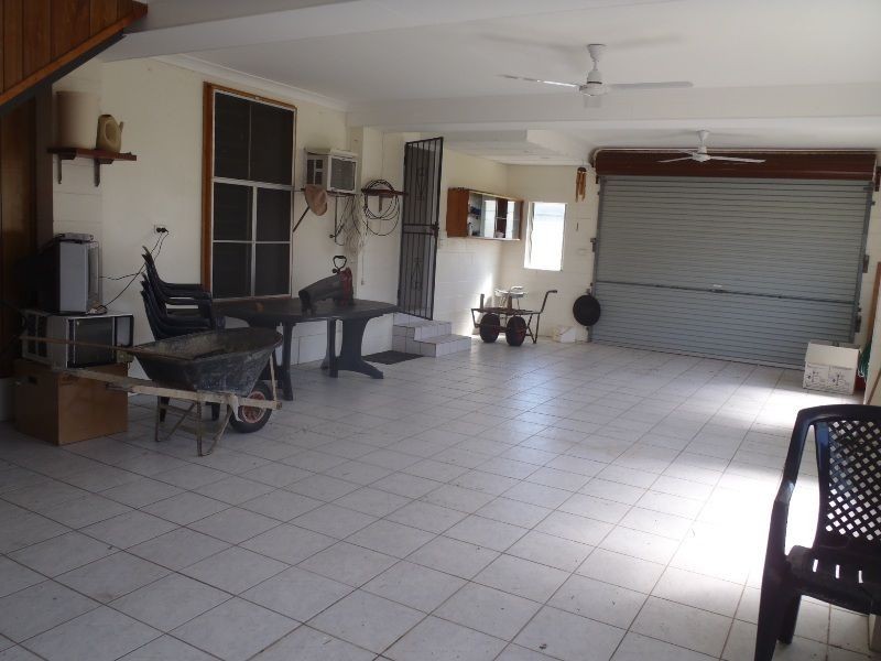14 Hargreave Street, Kurrimine Beach QLD 4871