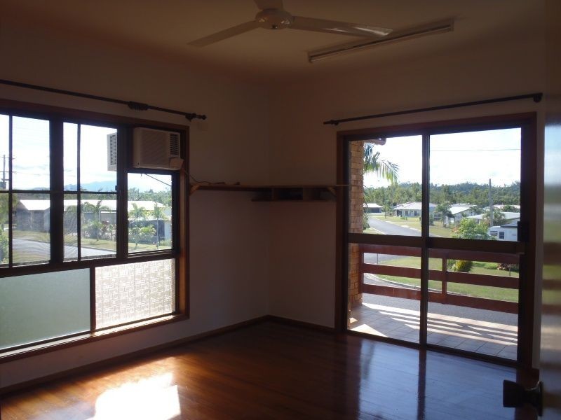 Kurrimine Beach QLD 4871