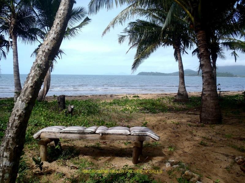 Kurrimine Beach QLD 4871