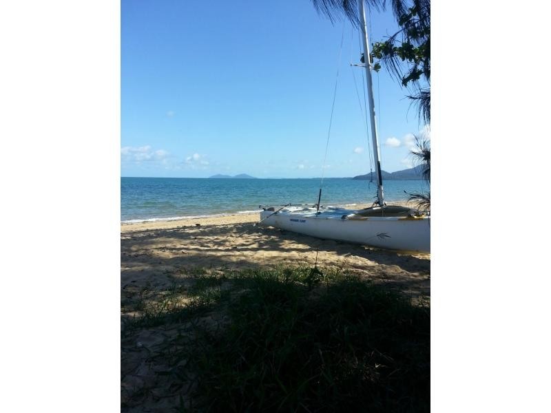 Kurrimine Beach QLD 4871