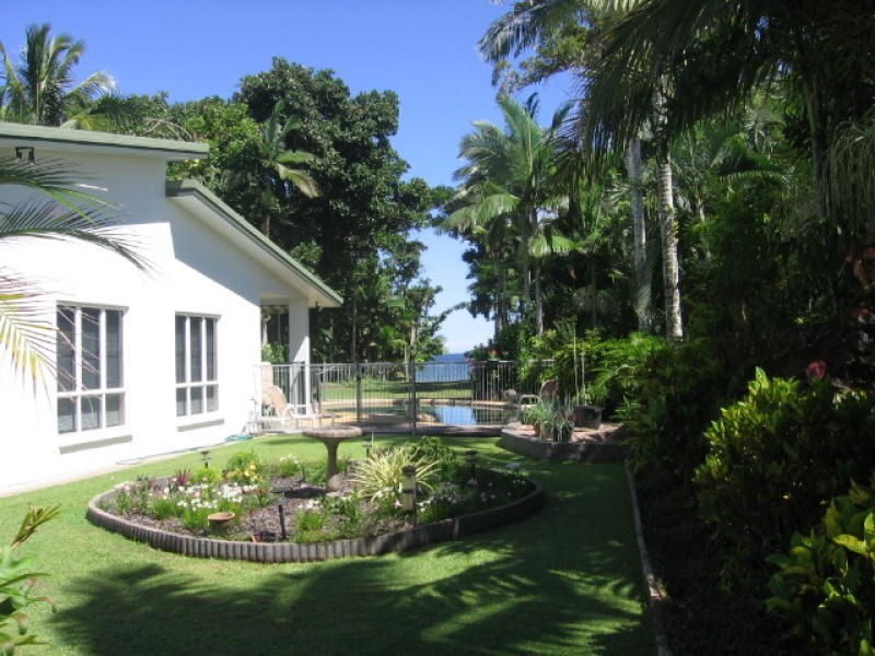 Kurrimine Beach QLD 4871