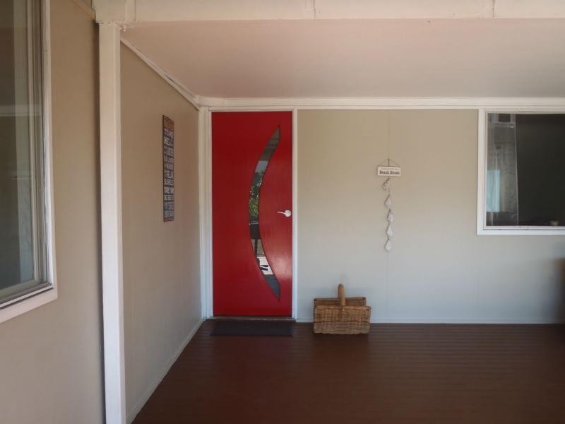 10 OLIVE Crescent, KURRIMINE BEACH, Kurrimine Beach QLD 4871