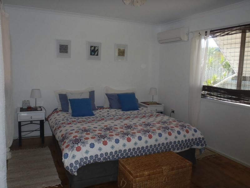 10 OLIVE Crescent, KURRIMINE BEACH, Kurrimine Beach QLD 4871