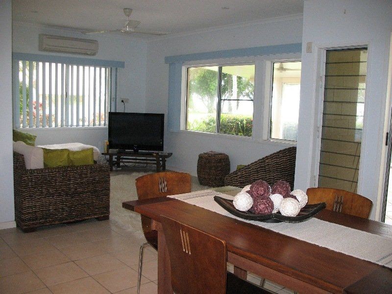 9 Hargreave Street, KURRIMINE BEACH, Kurrimine Beach QLD 4871