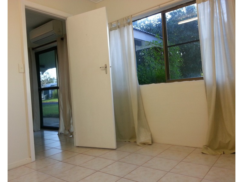 Kurrimine Beach QLD 4871
