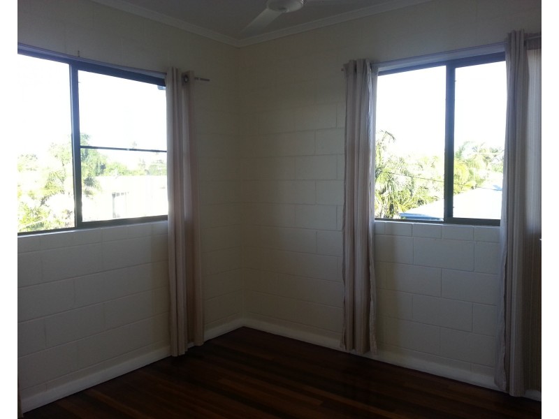 Kurrimine Beach QLD 4871