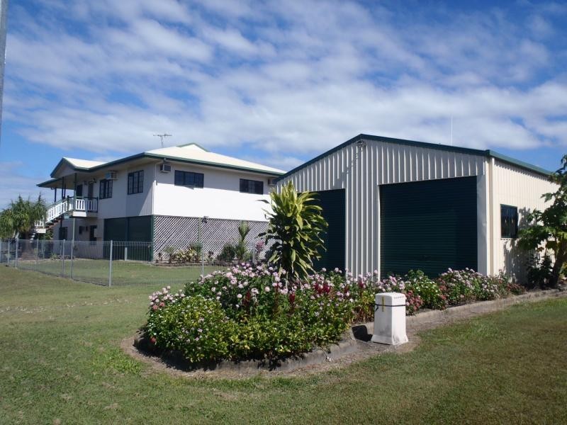 Kurrimine Beach QLD 4871