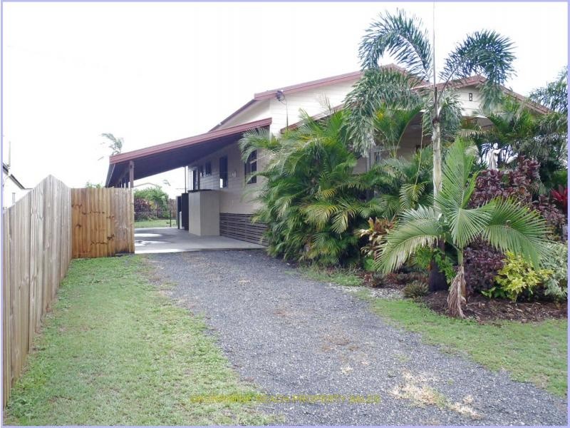 Kurrimine Beach QLD 4871