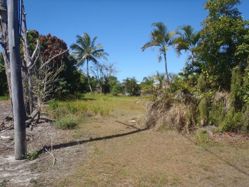 44 HAWTHORNE Drive, KURRIMINE BEACH, Kurrimine Beach QLD 4871