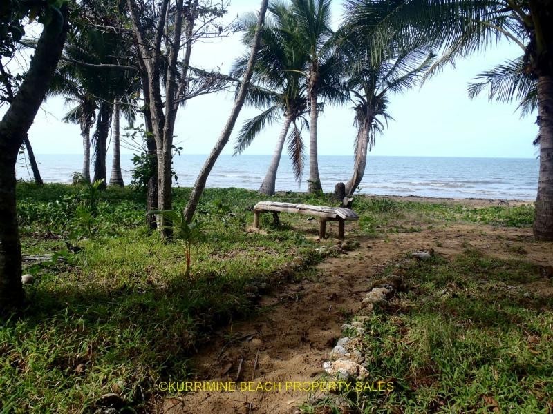 Kurrimine Beach QLD 4871