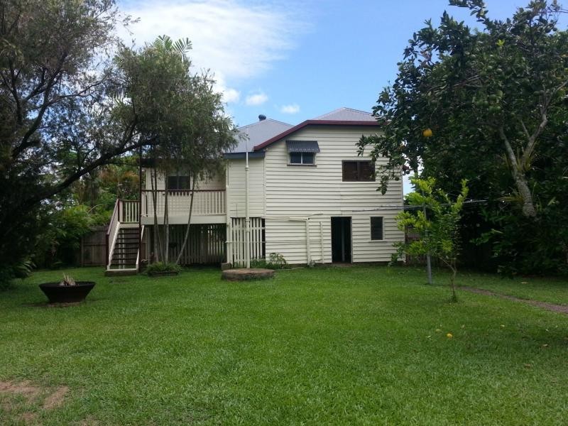 2 EDWARD Street, SILKWOOD, Silkwood QLD 4856