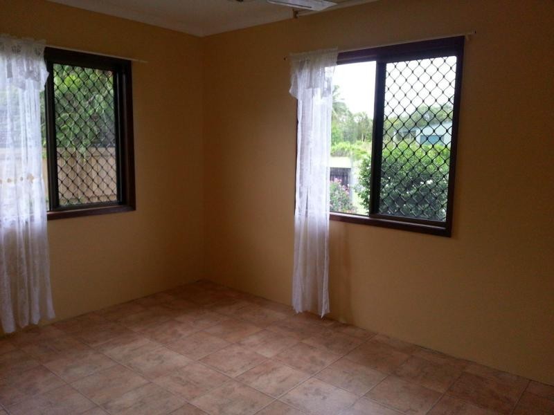 Kurrimine Beach QLD 4871