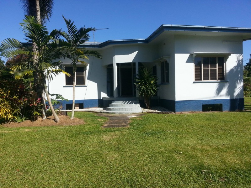 18 Albert Street, Silkwood QLD 4856