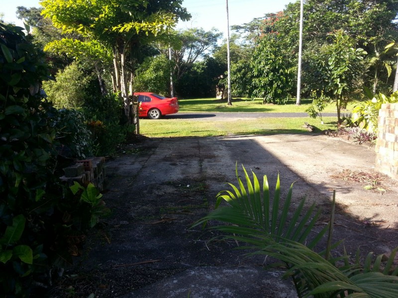 18 Albert Street, Silkwood QLD 4856