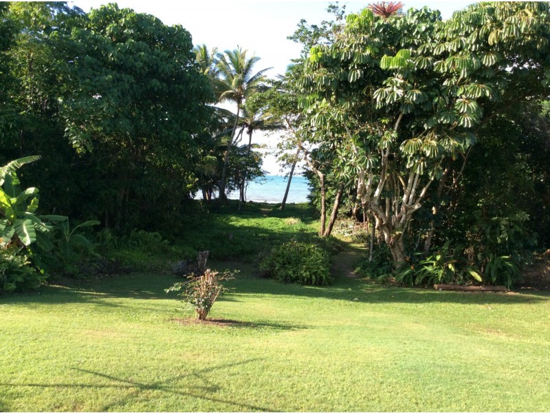 Kurrimine Beach QLD 4871