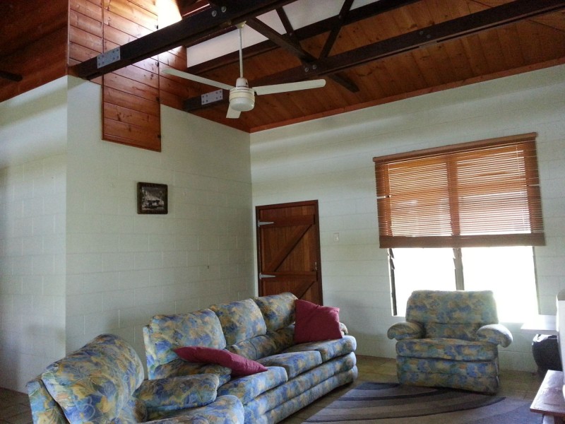 26 Rebecca Jane Parade, Kurrimine Beach QLD 4871